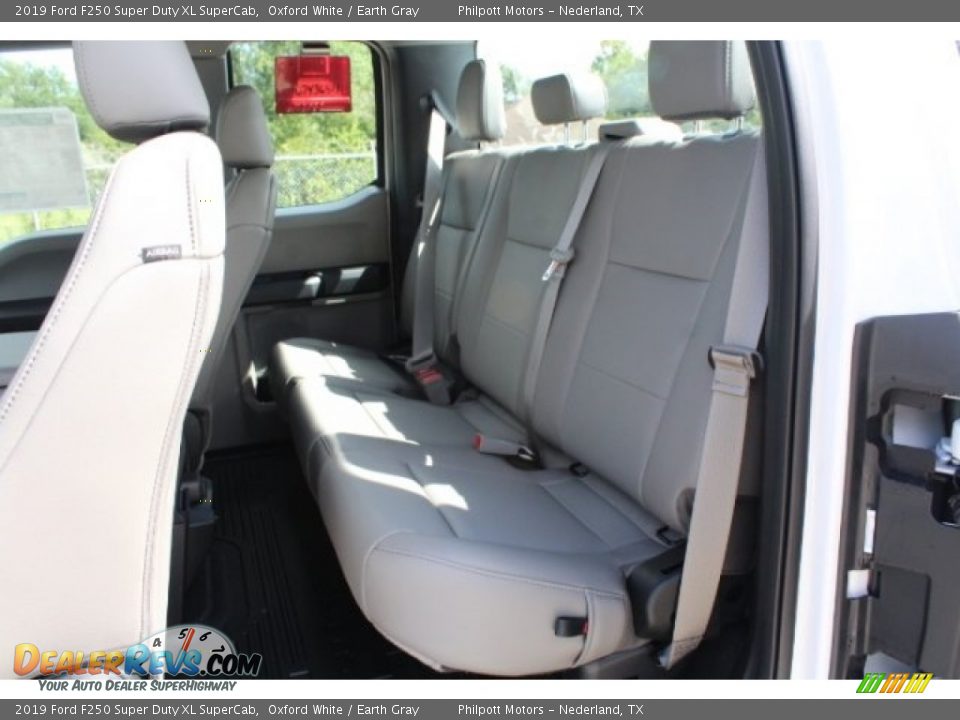 2019 Ford F250 Super Duty XL SuperCab Oxford White / Earth Gray Photo #22