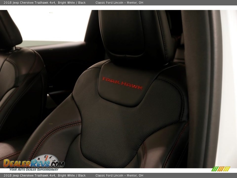 2018 Jeep Cherokee Trailhawk 4x4 Bright White / Black Photo #6