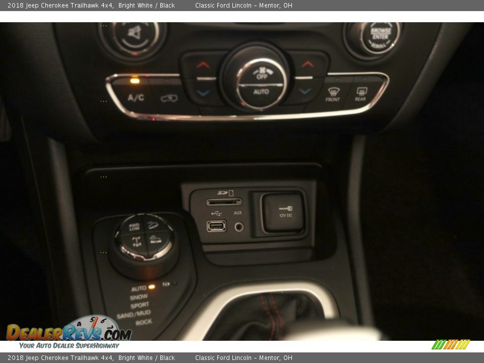 2018 Jeep Cherokee Trailhawk 4x4 Bright White / Black Photo #20