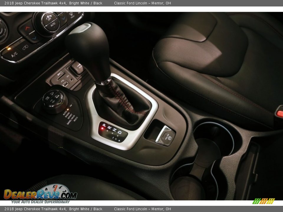 2018 Jeep Cherokee Trailhawk 4x4 Bright White / Black Photo #22