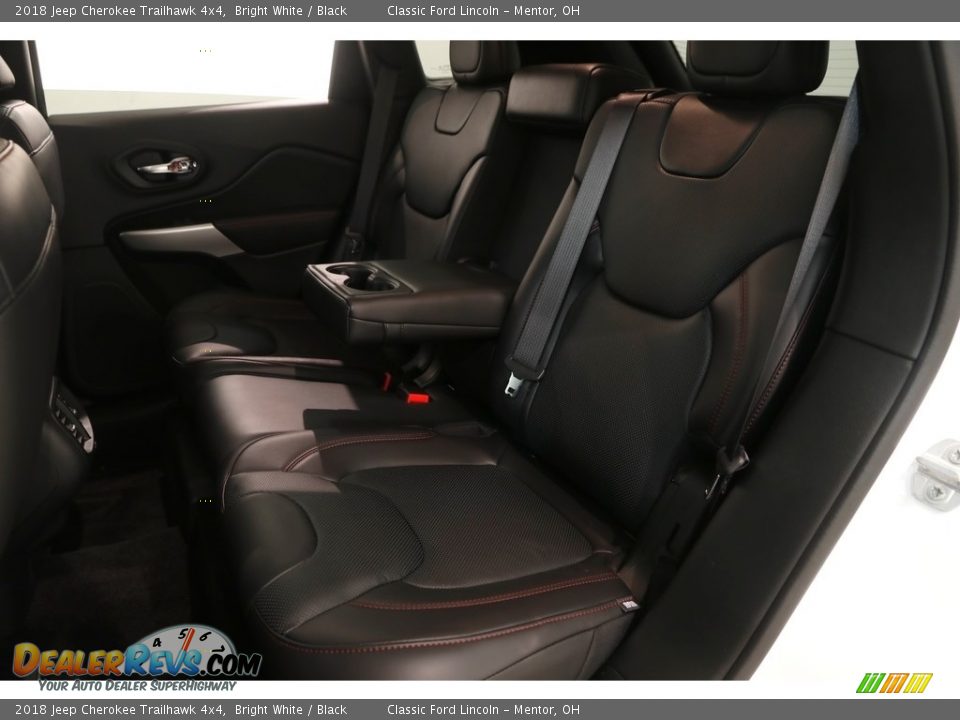 2018 Jeep Cherokee Trailhawk 4x4 Bright White / Black Photo #26