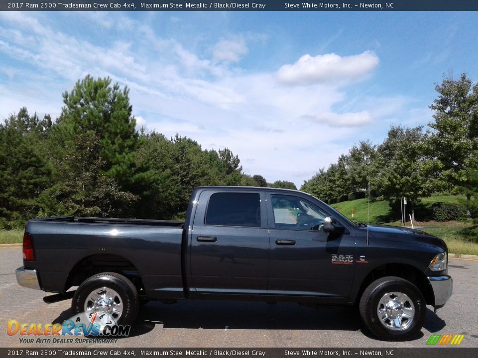 2017 Ram 2500 Tradesman Crew Cab 4x4 Maximum Steel Metallic / Black/Diesel Gray Photo #5