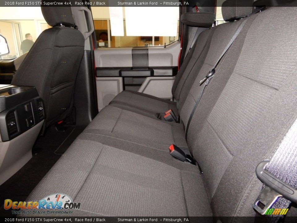 2018 Ford F150 STX SuperCrew 4x4 Race Red / Black Photo #7
