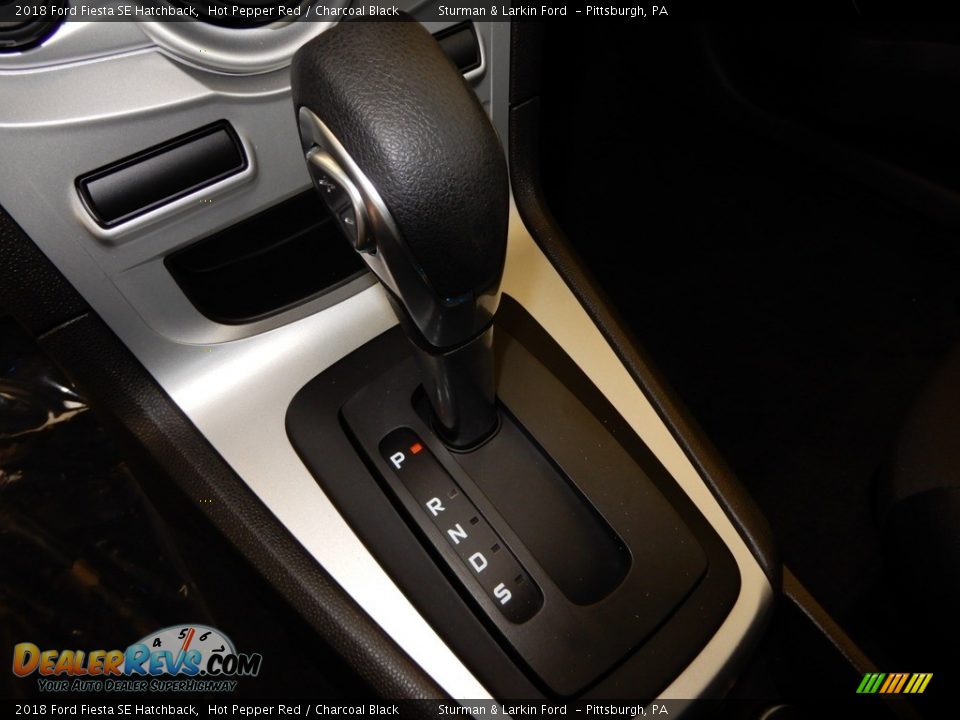 2018 Ford Fiesta SE Hatchback Hot Pepper Red / Charcoal Black Photo #12