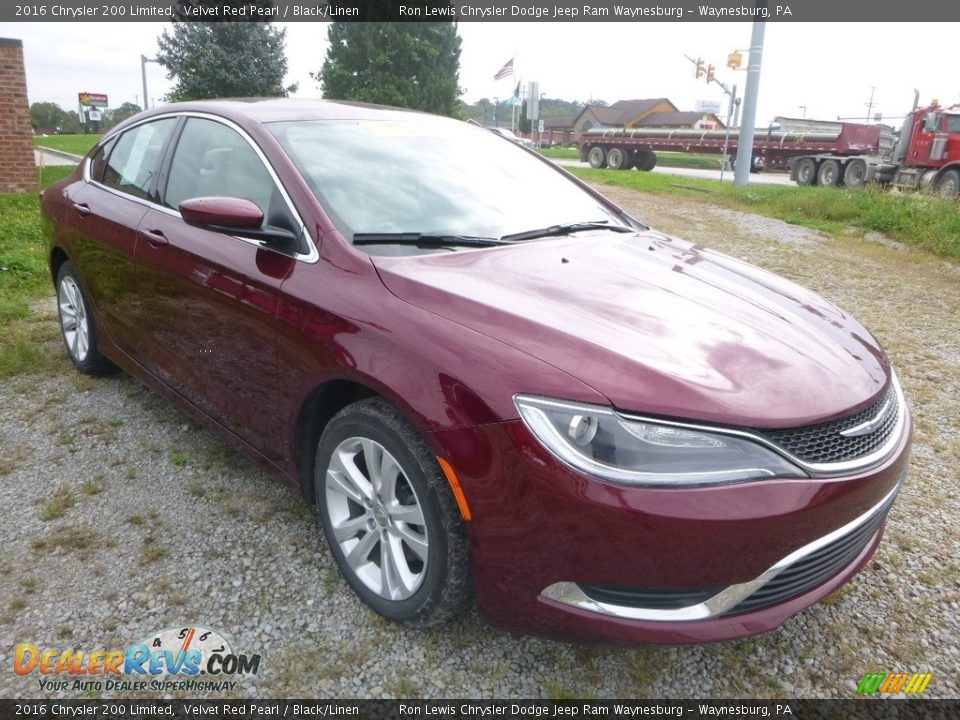 2016 Chrysler 200 Limited Velvet Red Pearl / Black/Linen Photo #7