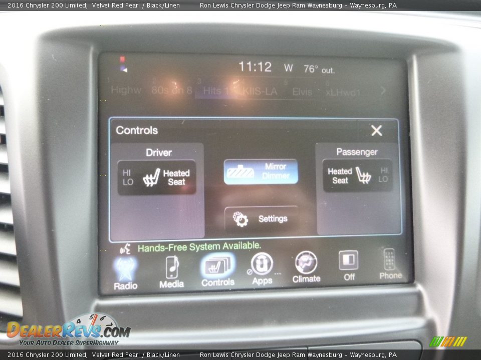 2016 Chrysler 200 Limited Velvet Red Pearl / Black/Linen Photo #19