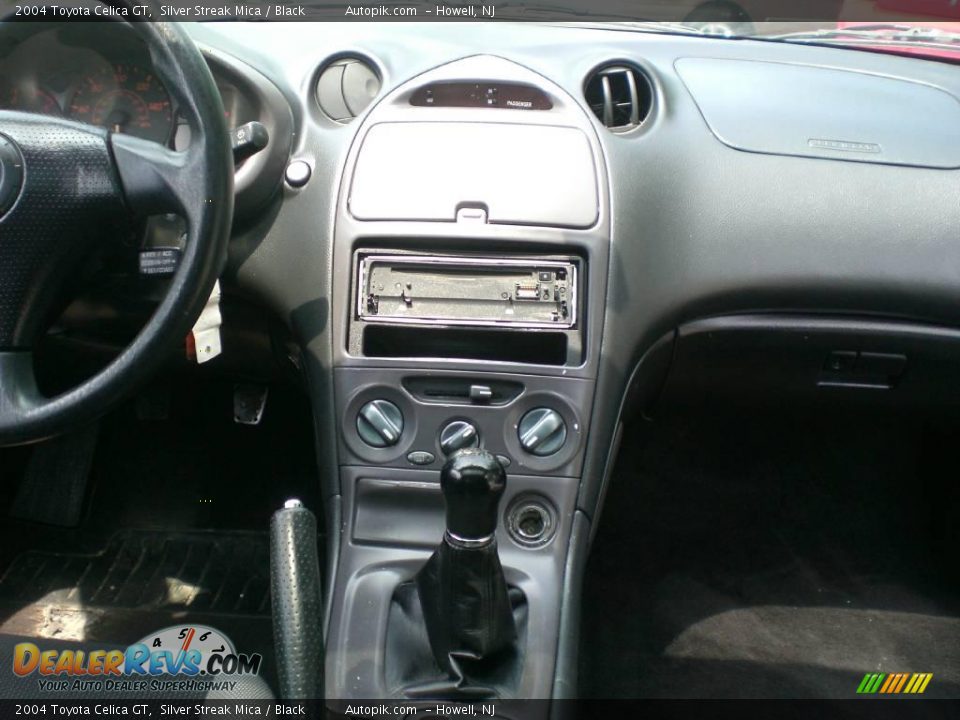 2004 Toyota Celica GT Silver Streak Mica / Black Photo #14