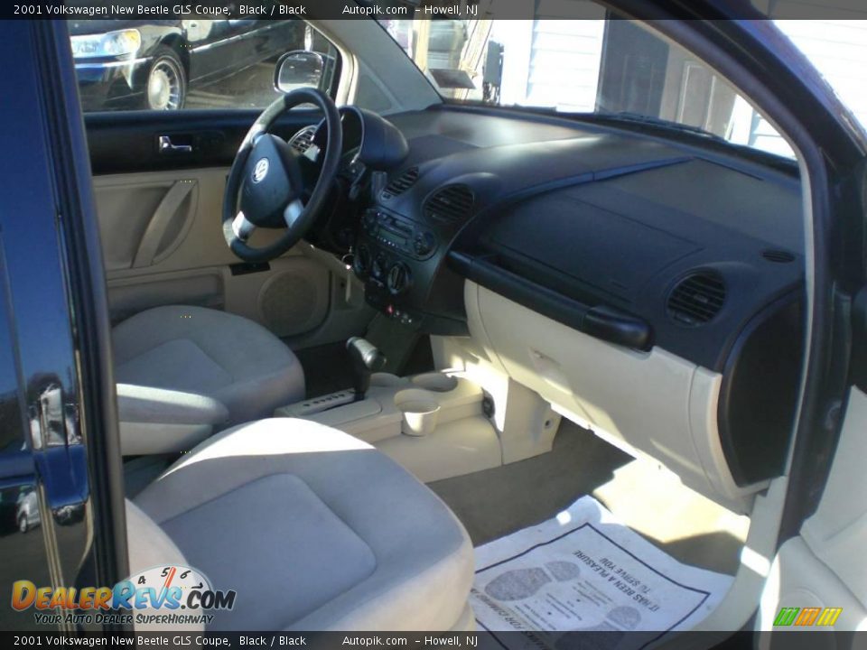 2001 Volkswagen New Beetle GLS Coupe Black / Black Photo #10