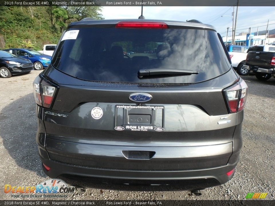 2018 Ford Escape SE 4WD Magnetic / Charcoal Black Photo #3