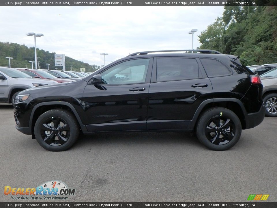 2019 Jeep Cherokee Latitude Plus 4x4 Diamond Black Crystal Pearl / Black Photo #2