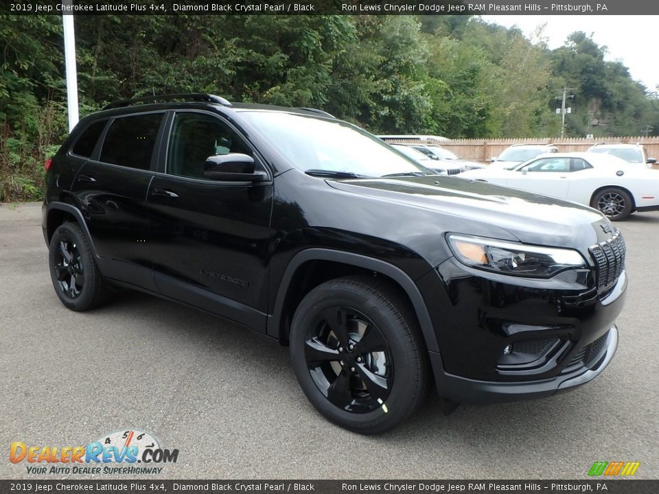 2019 Jeep Cherokee Latitude Plus 4x4 Diamond Black Crystal Pearl / Black Photo #7