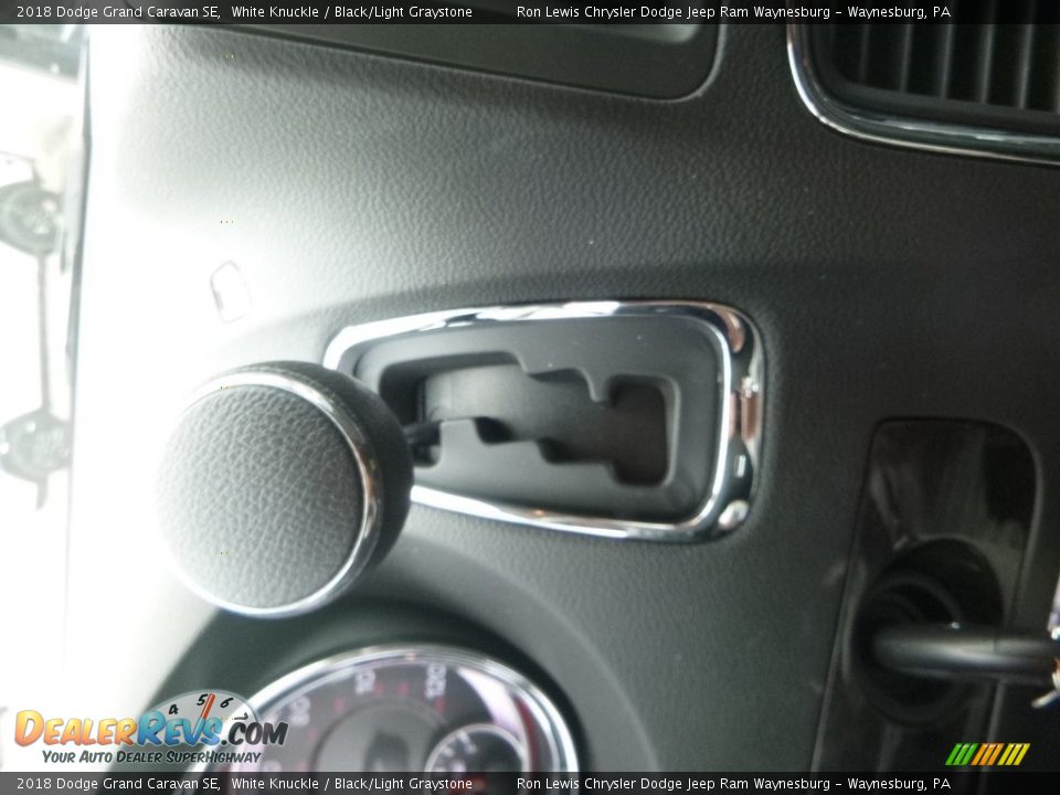 2018 Dodge Grand Caravan SE White Knuckle / Black/Light Graystone Photo #18
