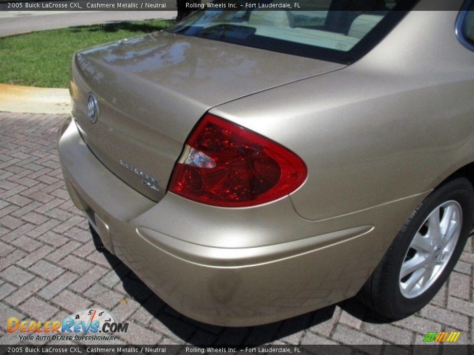 2005 Buick LaCrosse CXL Cashmere Metallic / Neutral Photo #21