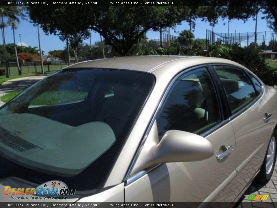 2005 Buick LaCrosse CXL Cashmere Metallic / Neutral Photo #30