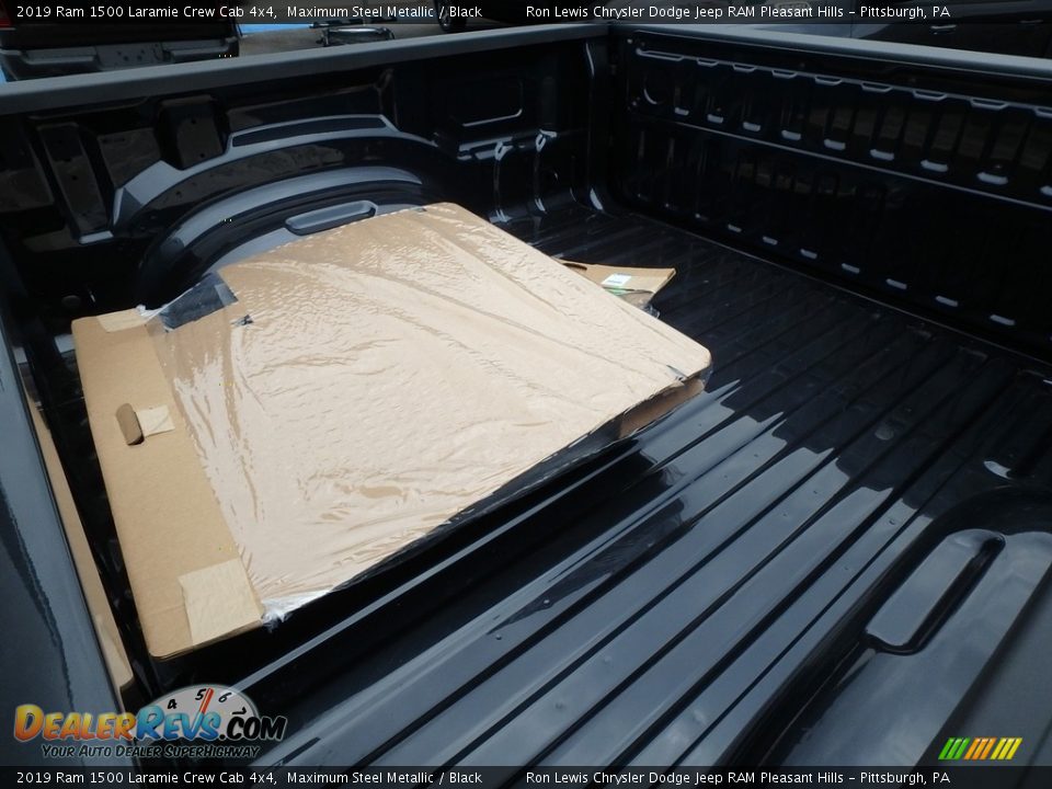 2019 Ram 1500 Laramie Crew Cab 4x4 Maximum Steel Metallic / Black Photo #20