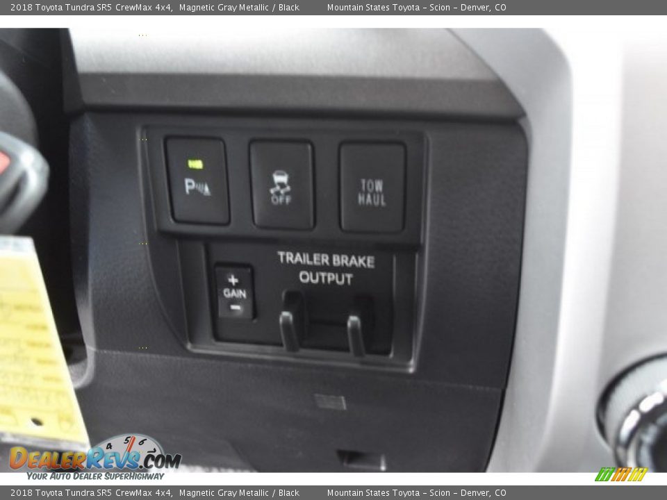 2018 Toyota Tundra SR5 CrewMax 4x4 Magnetic Gray Metallic / Black Photo #28