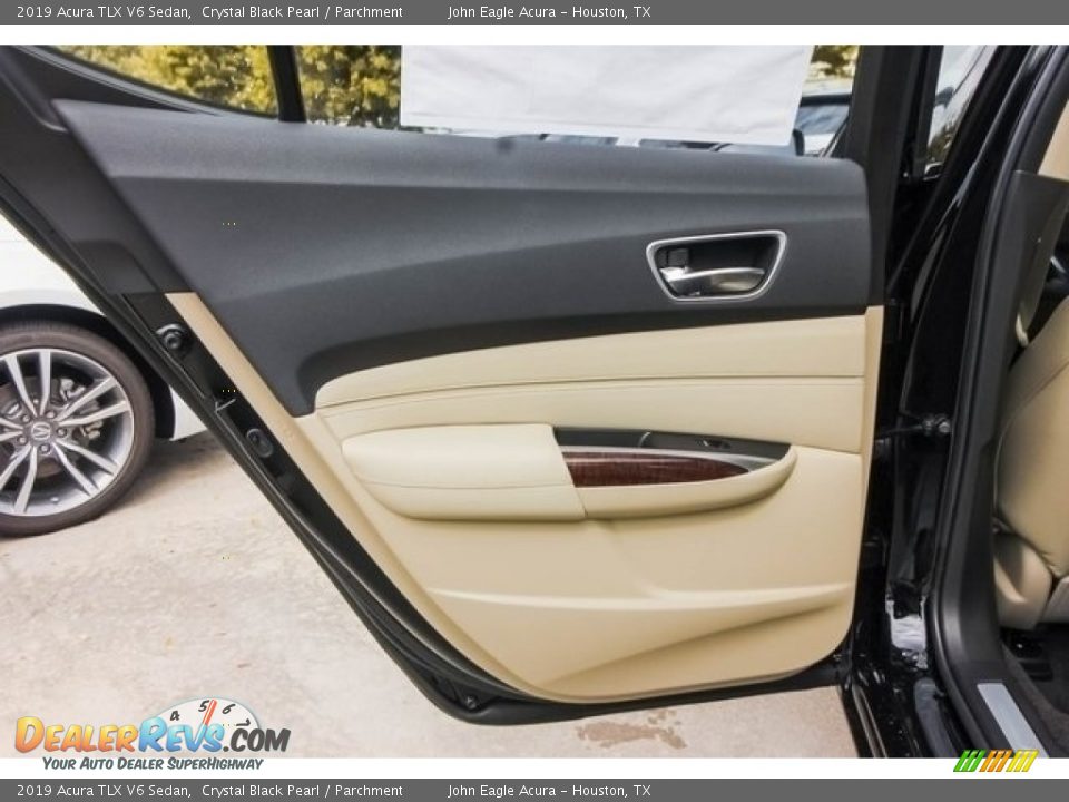 2019 Acura TLX V6 Sedan Crystal Black Pearl / Parchment Photo #17
