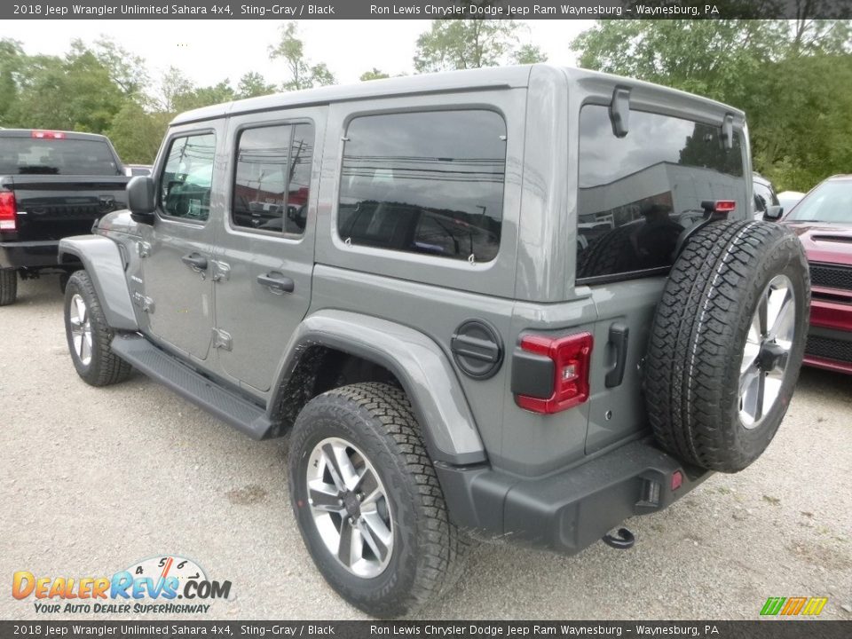 2018 Jeep Wrangler Unlimited Sahara 4x4 Sting-Gray / Black Photo #2