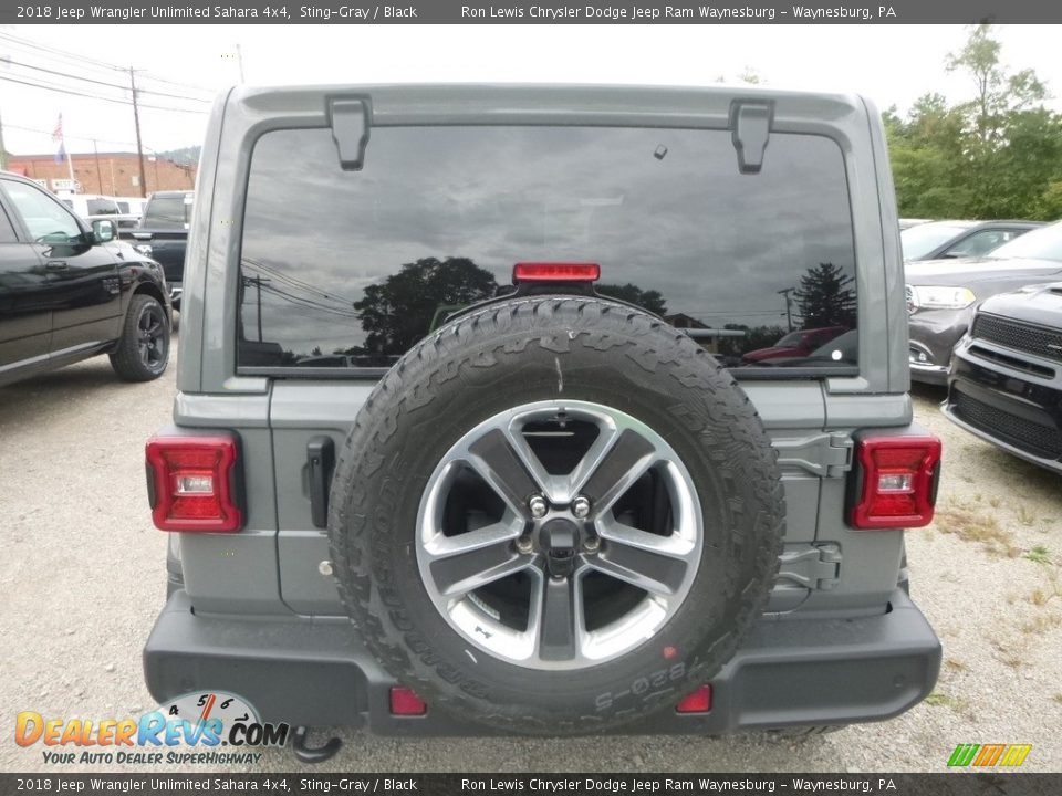 2018 Jeep Wrangler Unlimited Sahara 4x4 Sting-Gray / Black Photo #3
