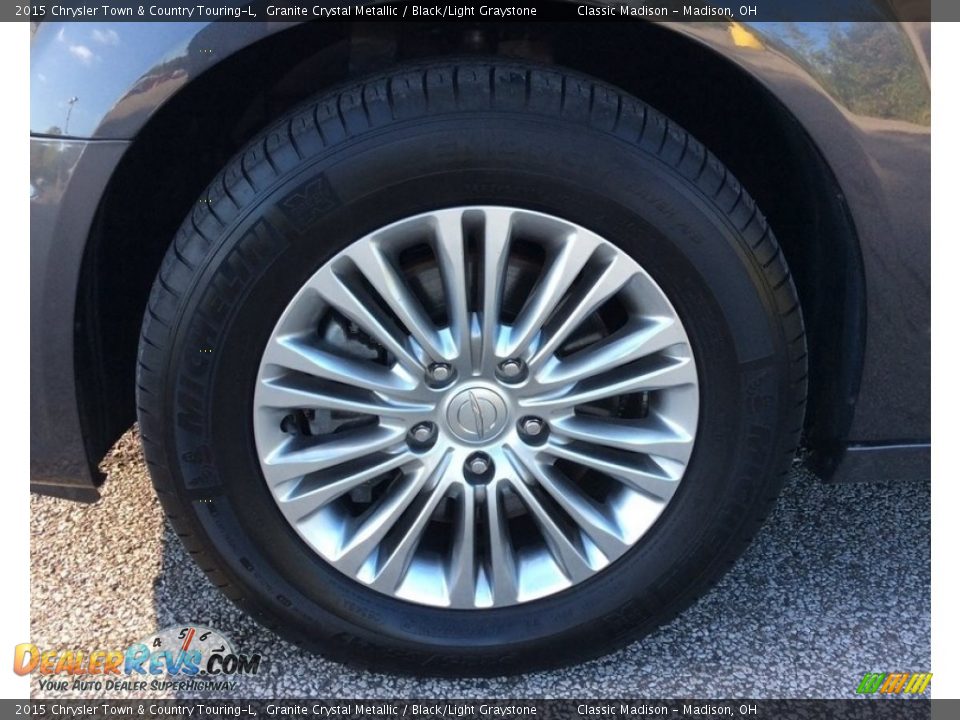 2015 Chrysler Town & Country Touring-L Granite Crystal Metallic / Black/Light Graystone Photo #11