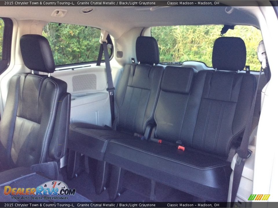 2015 Chrysler Town & Country Touring-L Granite Crystal Metallic / Black/Light Graystone Photo #24