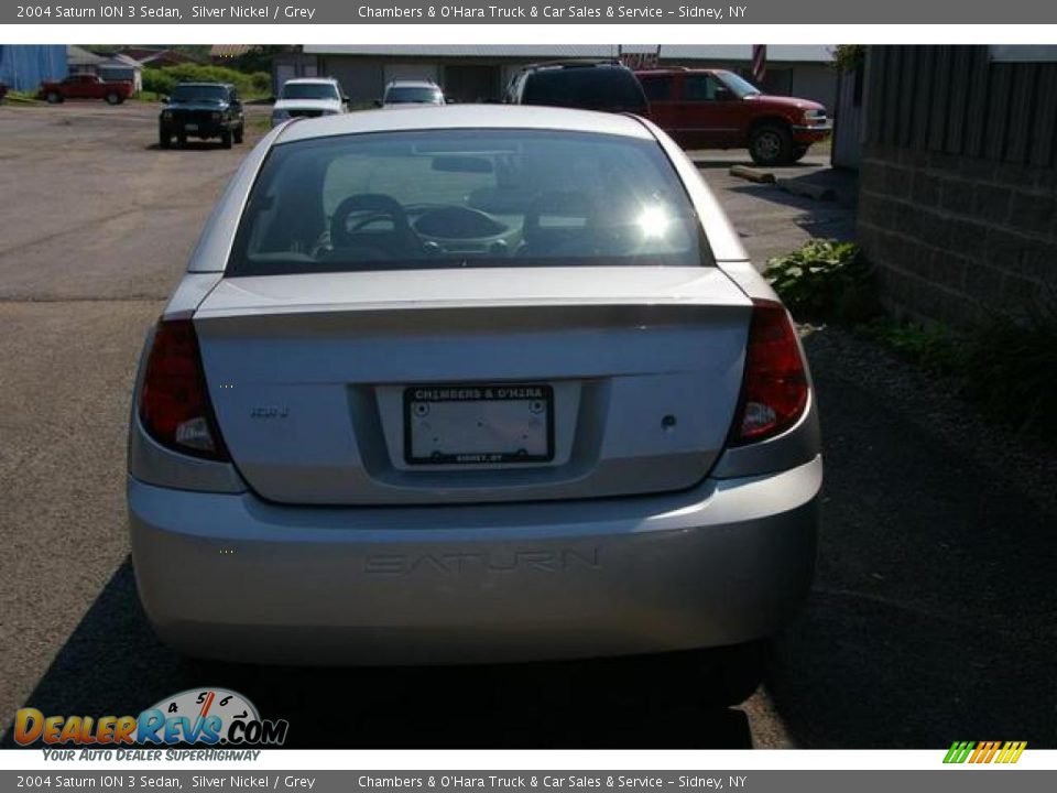 2004 Saturn ION 3 Sedan Silver Nickel / Grey Photo #8