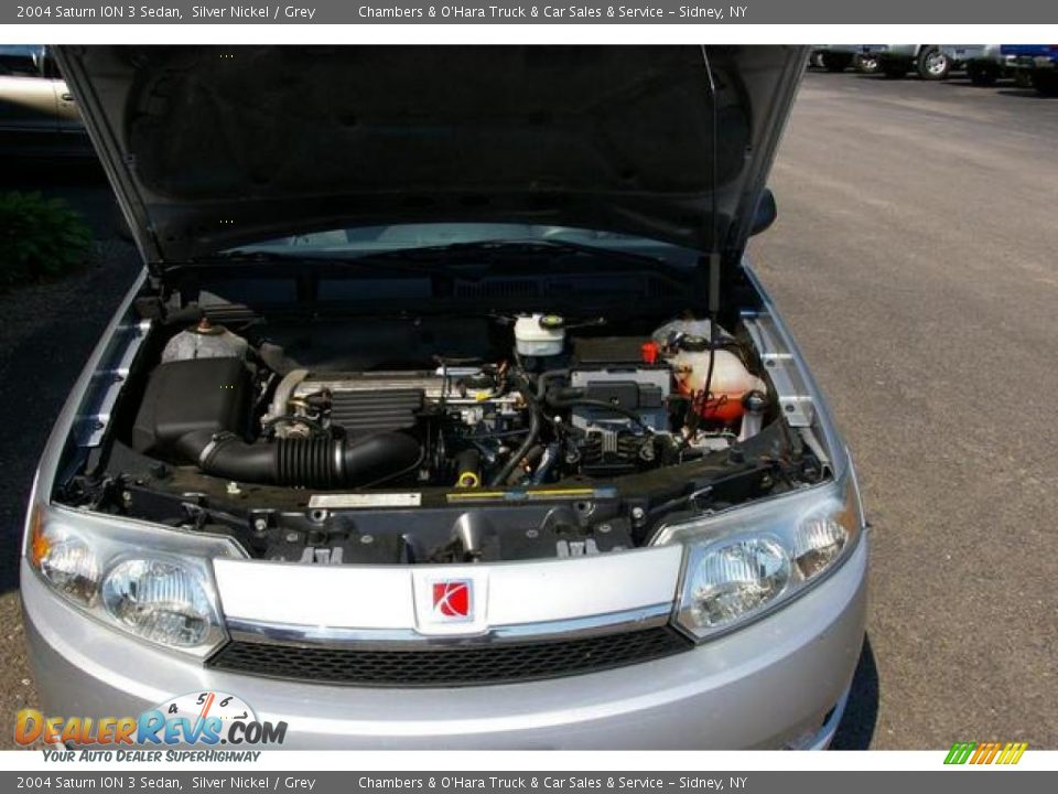 2004 Saturn ION 3 Sedan Silver Nickel / Grey Photo #11