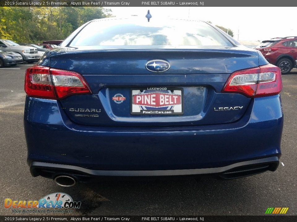 2019 Subaru Legacy 2.5i Premium Abyss Blue Pearl / Titanium Gray Photo #5