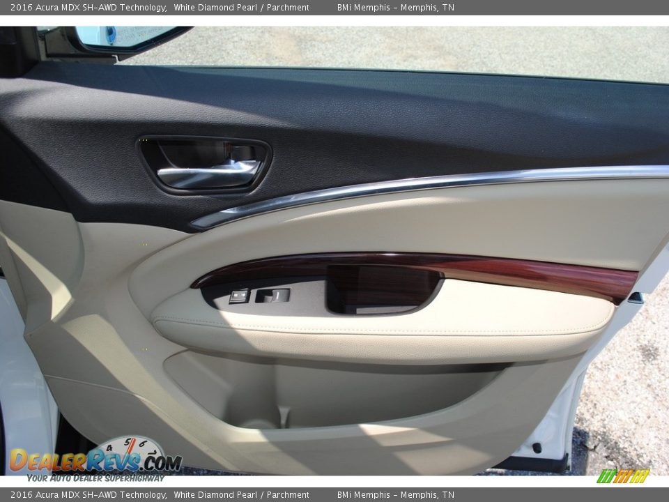2016 Acura MDX SH-AWD Technology White Diamond Pearl / Parchment Photo #32