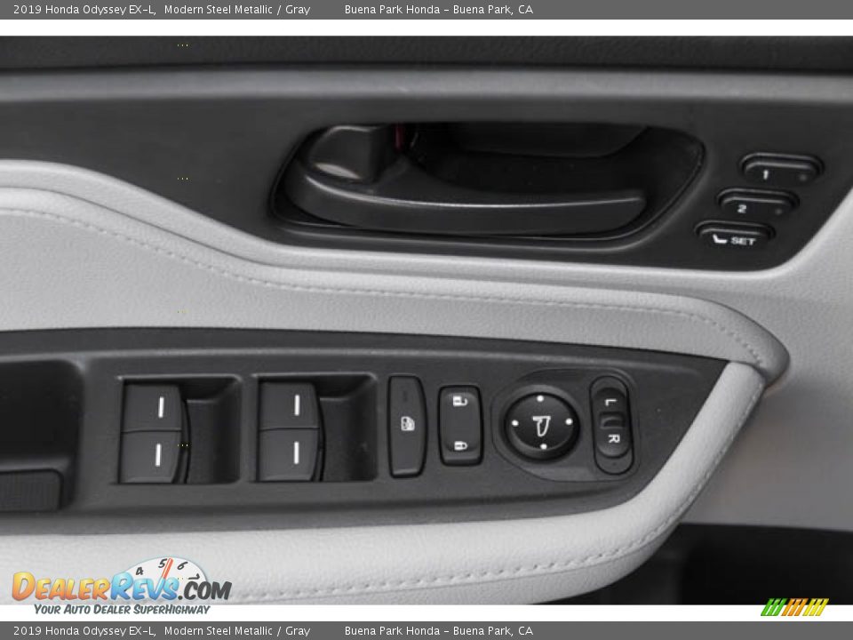 2019 Honda Odyssey EX-L Modern Steel Metallic / Gray Photo #36