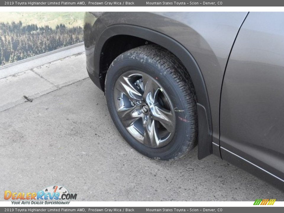2019 Toyota Highlander Limited Platinum AWD Predawn Gray Mica / Black Photo #35