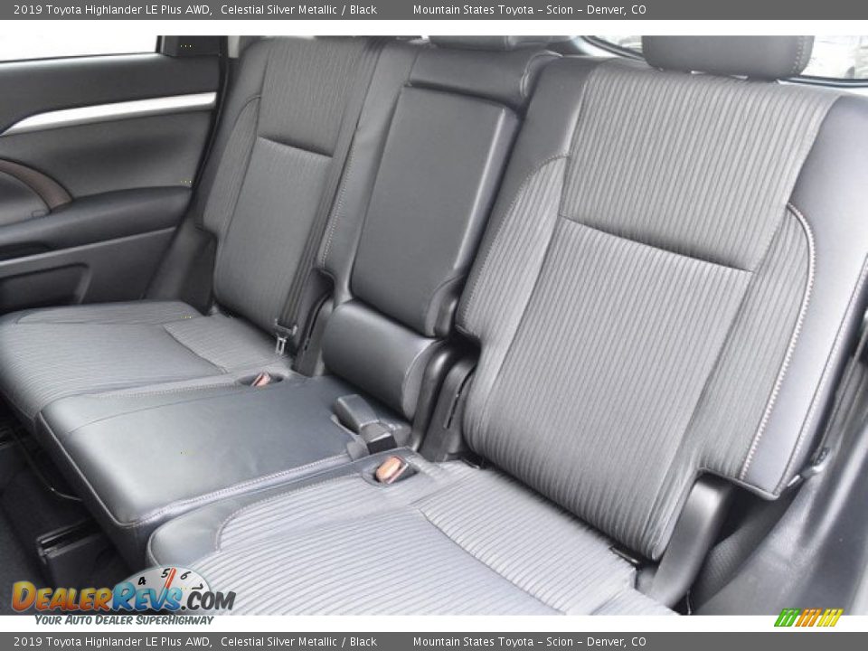 Rear Seat of 2019 Toyota Highlander LE Plus AWD Photo #15