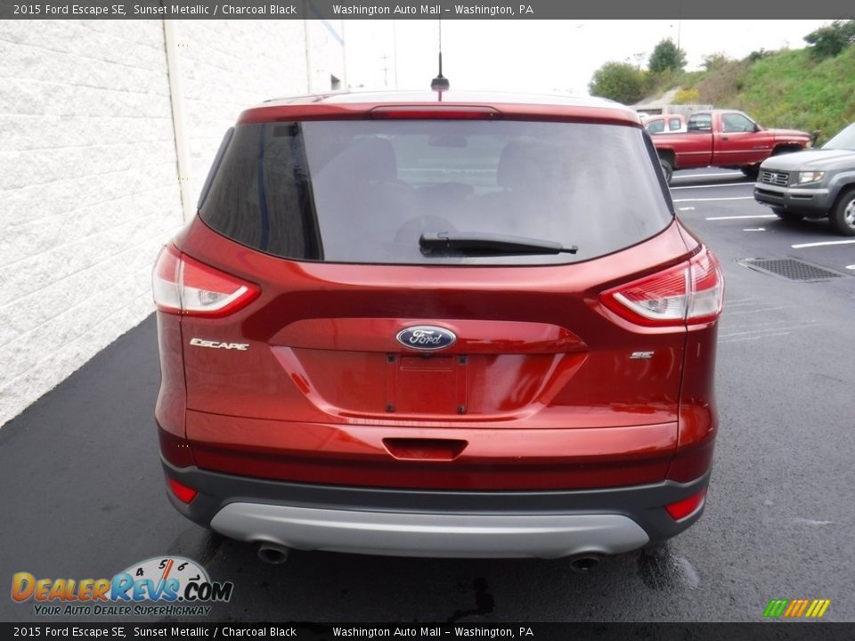 2015 Ford Escape SE Sunset Metallic / Charcoal Black Photo #8