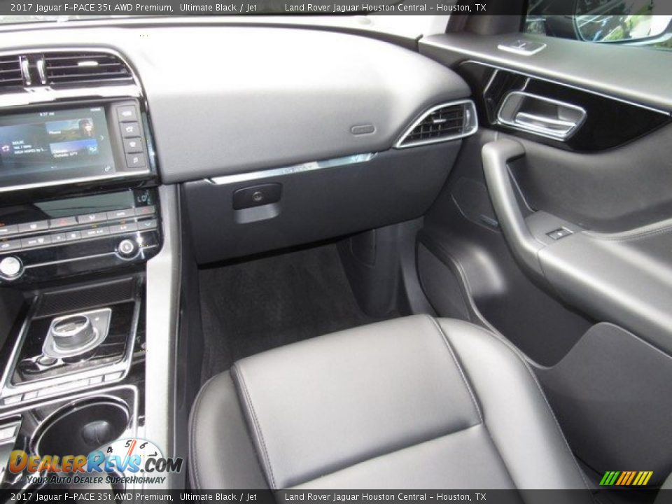 2017 Jaguar F-PACE 35t AWD Premium Ultimate Black / Jet Photo #16