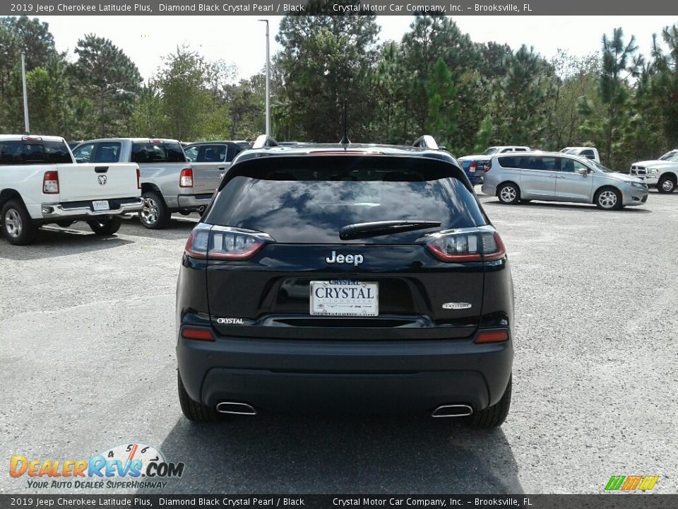 2019 Jeep Cherokee Latitude Plus Diamond Black Crystal Pearl / Black Photo #4