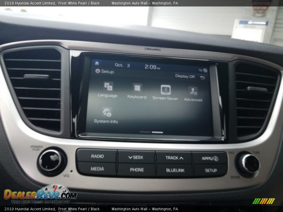 Controls of 2019 Hyundai Accent Limited Photo #17