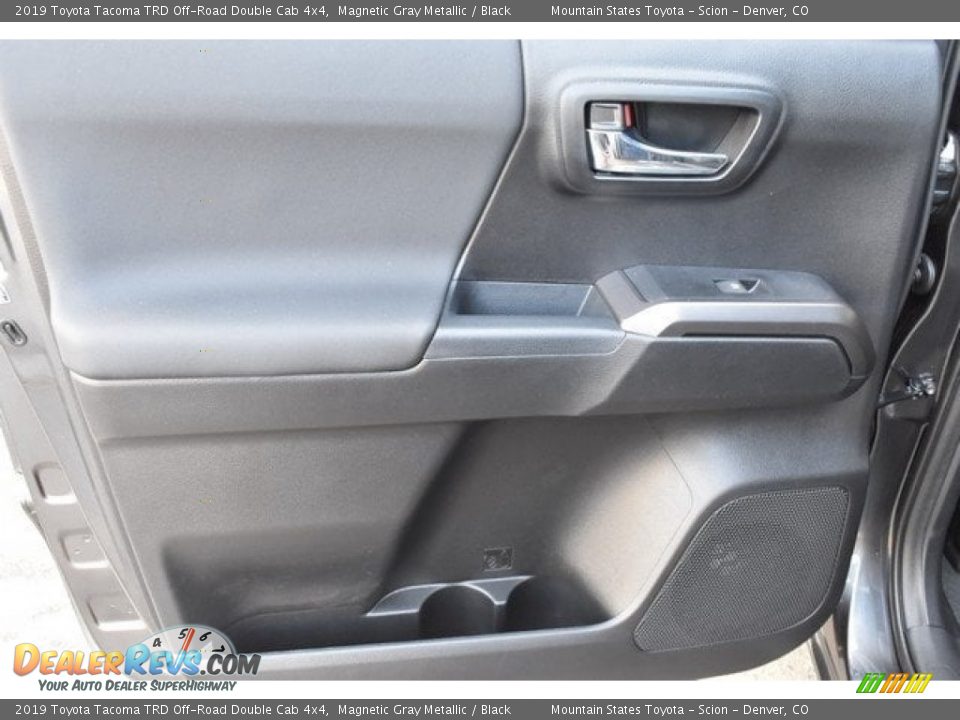 2019 Toyota Tacoma TRD Off-Road Double Cab 4x4 Magnetic Gray Metallic / Black Photo #11