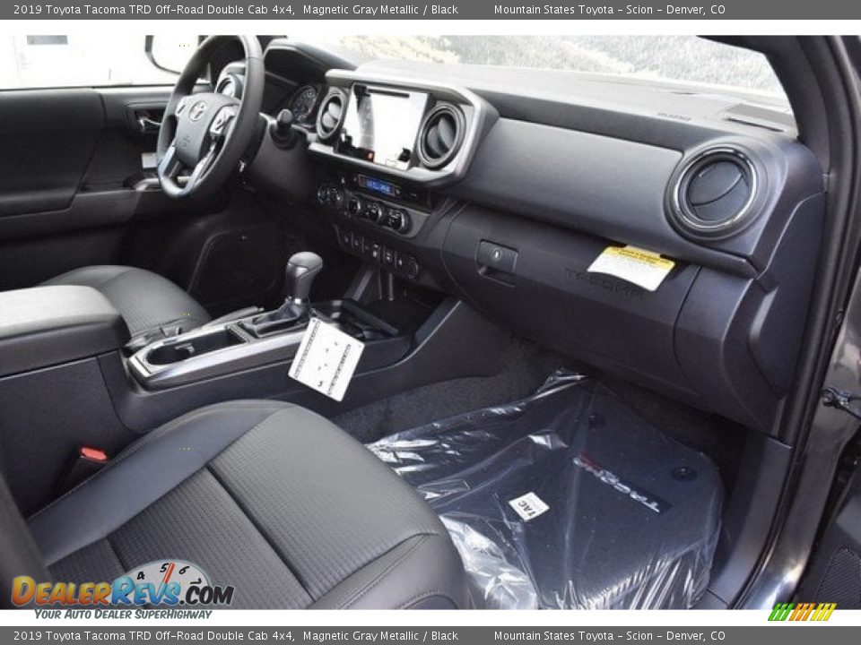 2019 Toyota Tacoma TRD Off-Road Double Cab 4x4 Magnetic Gray Metallic / Black Photo #13