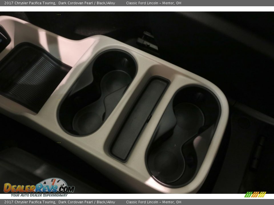 2017 Chrysler Pacifica Touring Dark Cordovan Pearl / Black/Alloy Photo #16