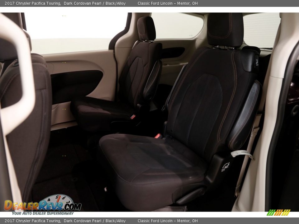 2017 Chrysler Pacifica Touring Dark Cordovan Pearl / Black/Alloy Photo #19
