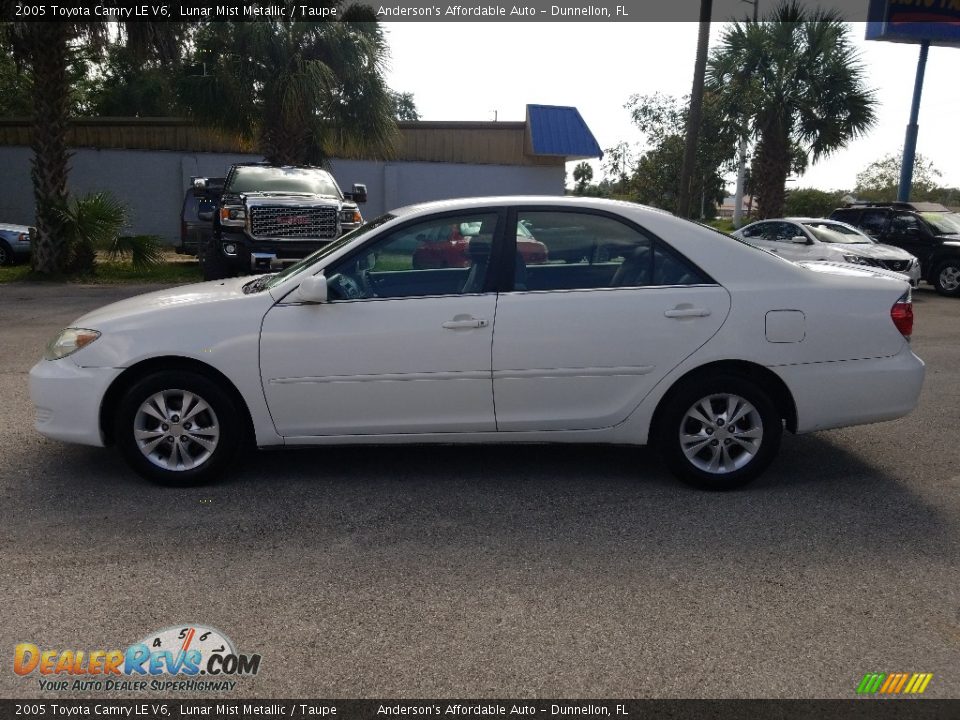 2005 Toyota Camry LE V6 Lunar Mist Metallic / Taupe Photo #6