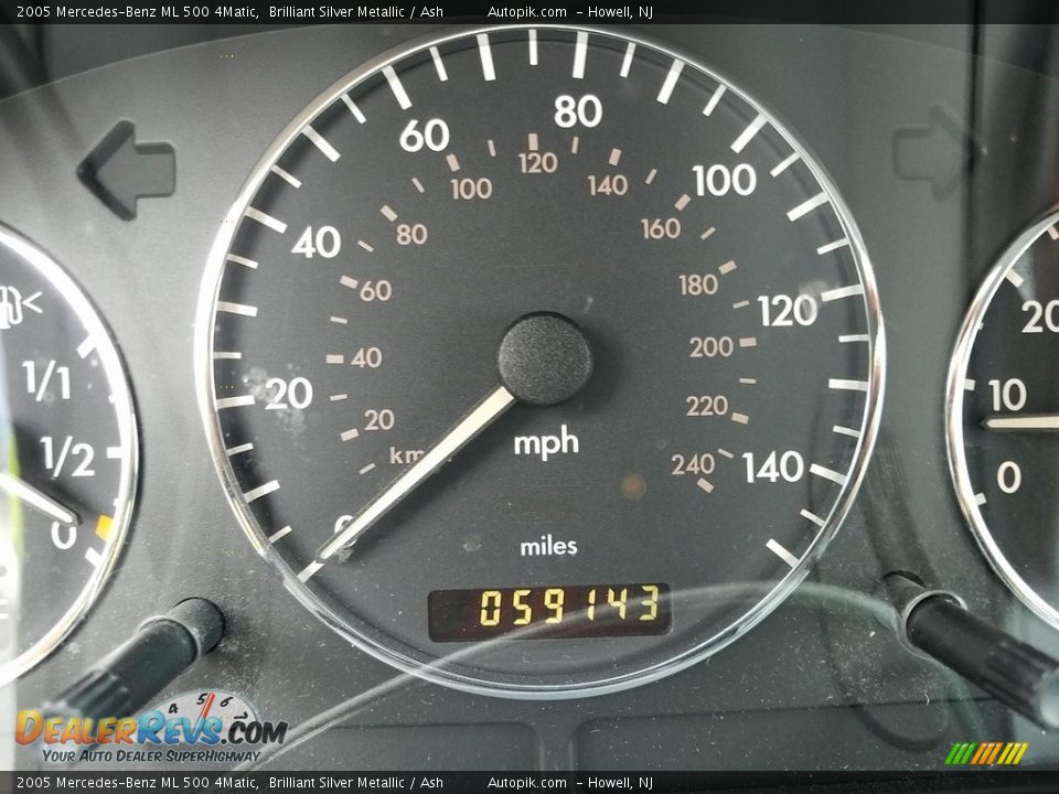 2005 Mercedes-Benz ML 500 4Matic Brilliant Silver Metallic / Ash Photo #5
