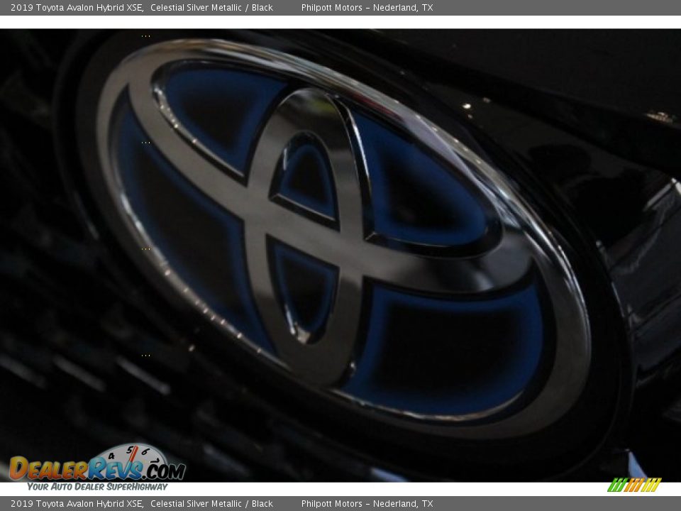 2019 Toyota Avalon Hybrid XSE Celestial Silver Metallic / Black Photo #4