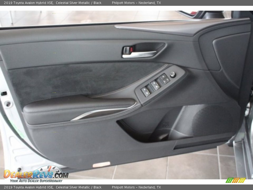 2019 Toyota Avalon Hybrid XSE Celestial Silver Metallic / Black Photo #13