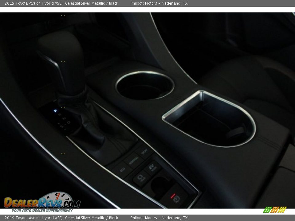 2019 Toyota Avalon Hybrid XSE Celestial Silver Metallic / Black Photo #19