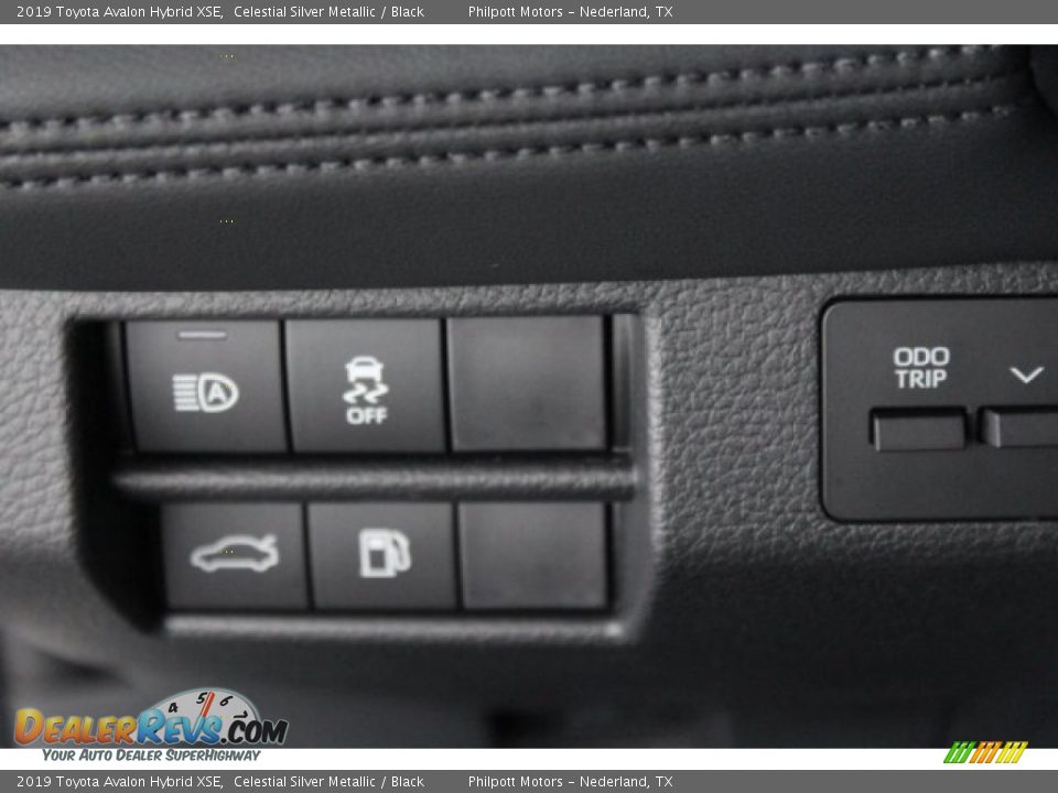 2019 Toyota Avalon Hybrid XSE Celestial Silver Metallic / Black Photo #23