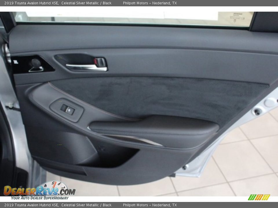 2019 Toyota Avalon Hybrid XSE Celestial Silver Metallic / Black Photo #31