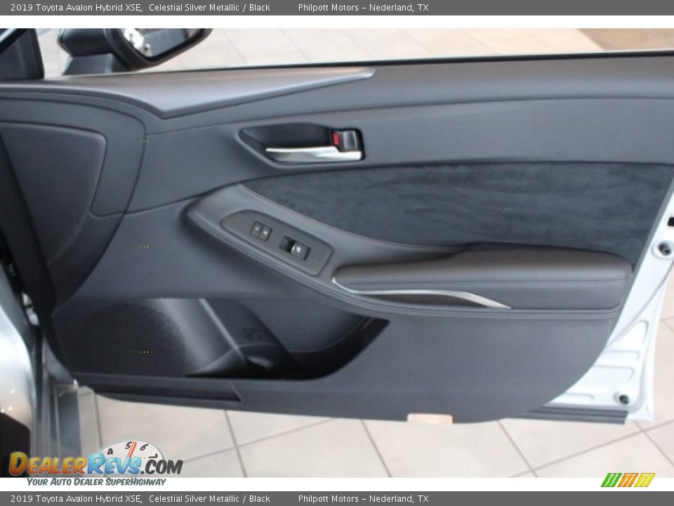 2019 Toyota Avalon Hybrid XSE Celestial Silver Metallic / Black Photo #33