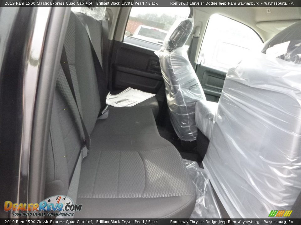 2019 Ram 1500 Classic Express Quad Cab 4x4 Brilliant Black Crystal Pearl / Black Photo #7