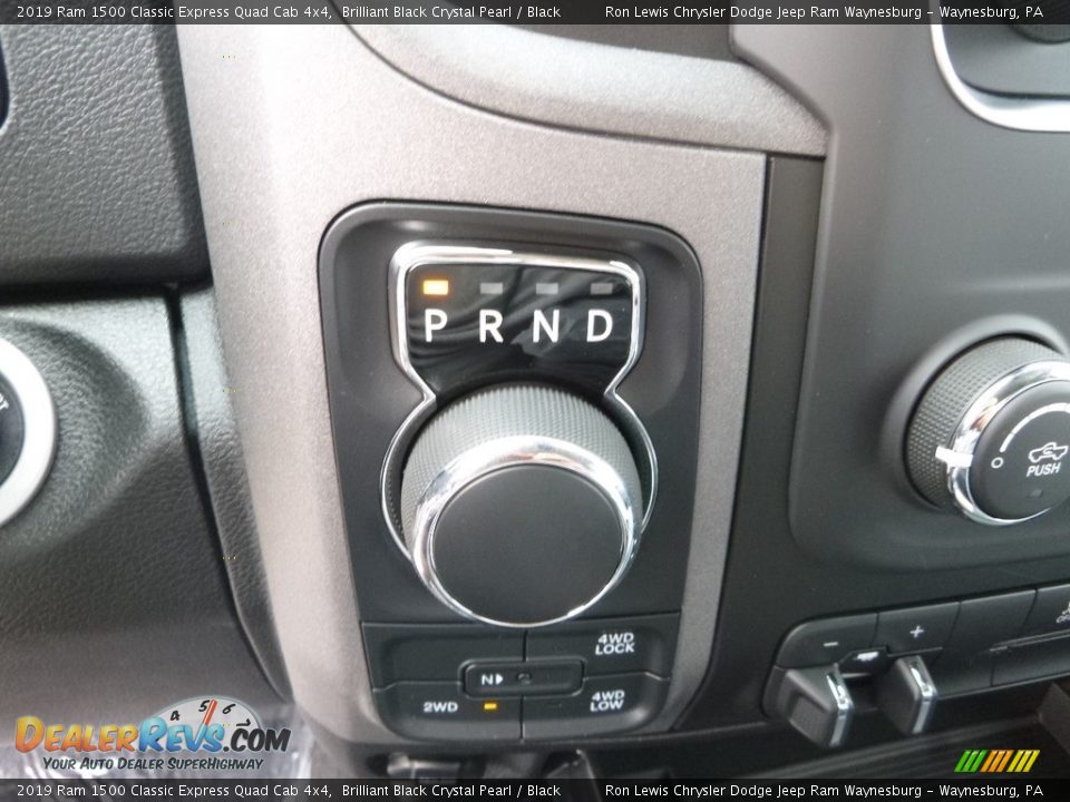 2019 Ram 1500 Classic Express Quad Cab 4x4 Brilliant Black Crystal Pearl / Black Photo #16